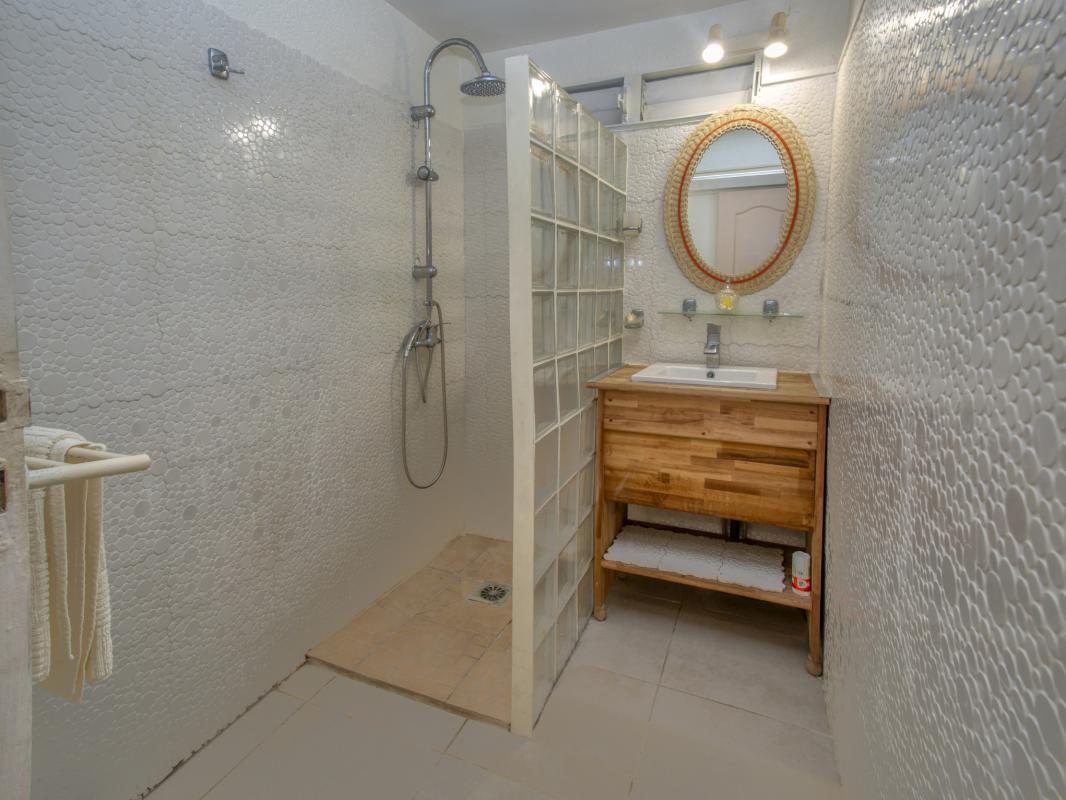 29.Location villa piscine vue mer St François Guadeloupe_chambre 5